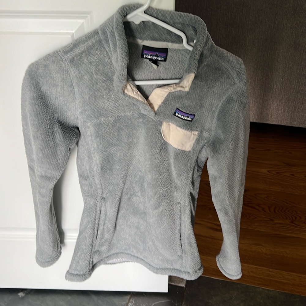 Patagonia fleece. Womens size xs.